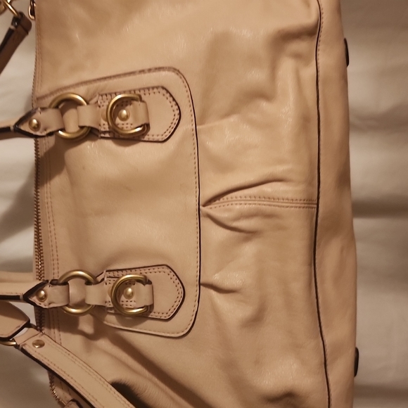 Coach A1149-F15445 purse - Picture 3 of 5